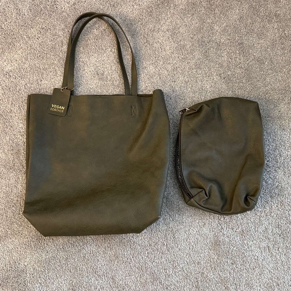Antik Kraft Vegan Leather Tote Bag in Olive Green with matching pouch.